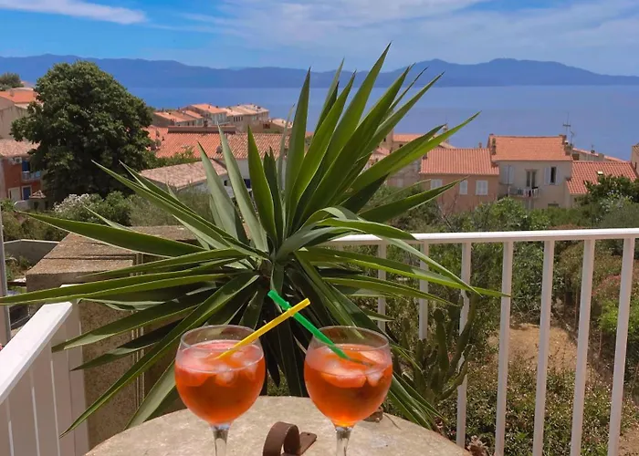 Appartamento Solacargese De Charme Vue Imprenable Méditerranée *