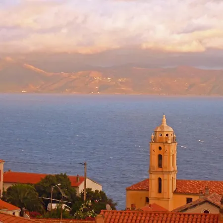 Solacargese-Vue Panoramique Exceptionnelle Sur La Mediterranee Апартаменты