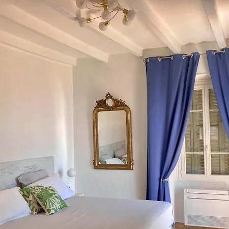 Apartment Solacargese De Charme Vue Imprenable Mediterranee *
