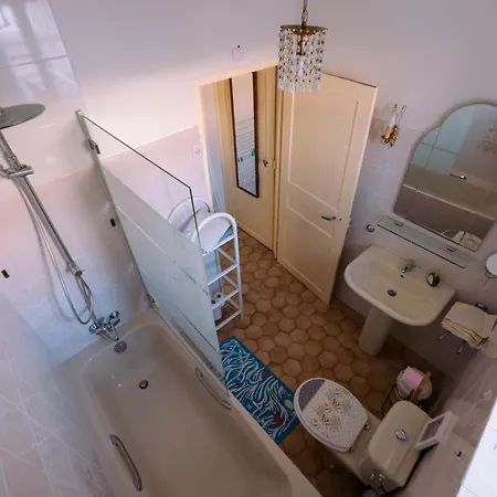 Apartment Solacargese De Charme Vue Imprenable Mediterranee