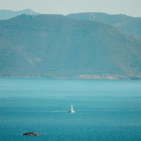 Solacargese-Vue Panoramique Exceptionnelle Sur La Mediterranee