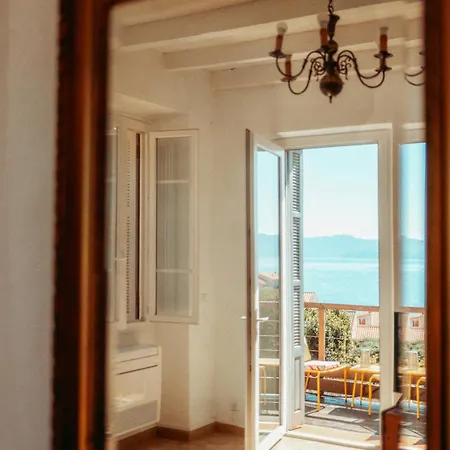 Solacargese-le Jardin D'irene-vue Panoramique Exceptionnelle Sur La Mediterranee Apartment *